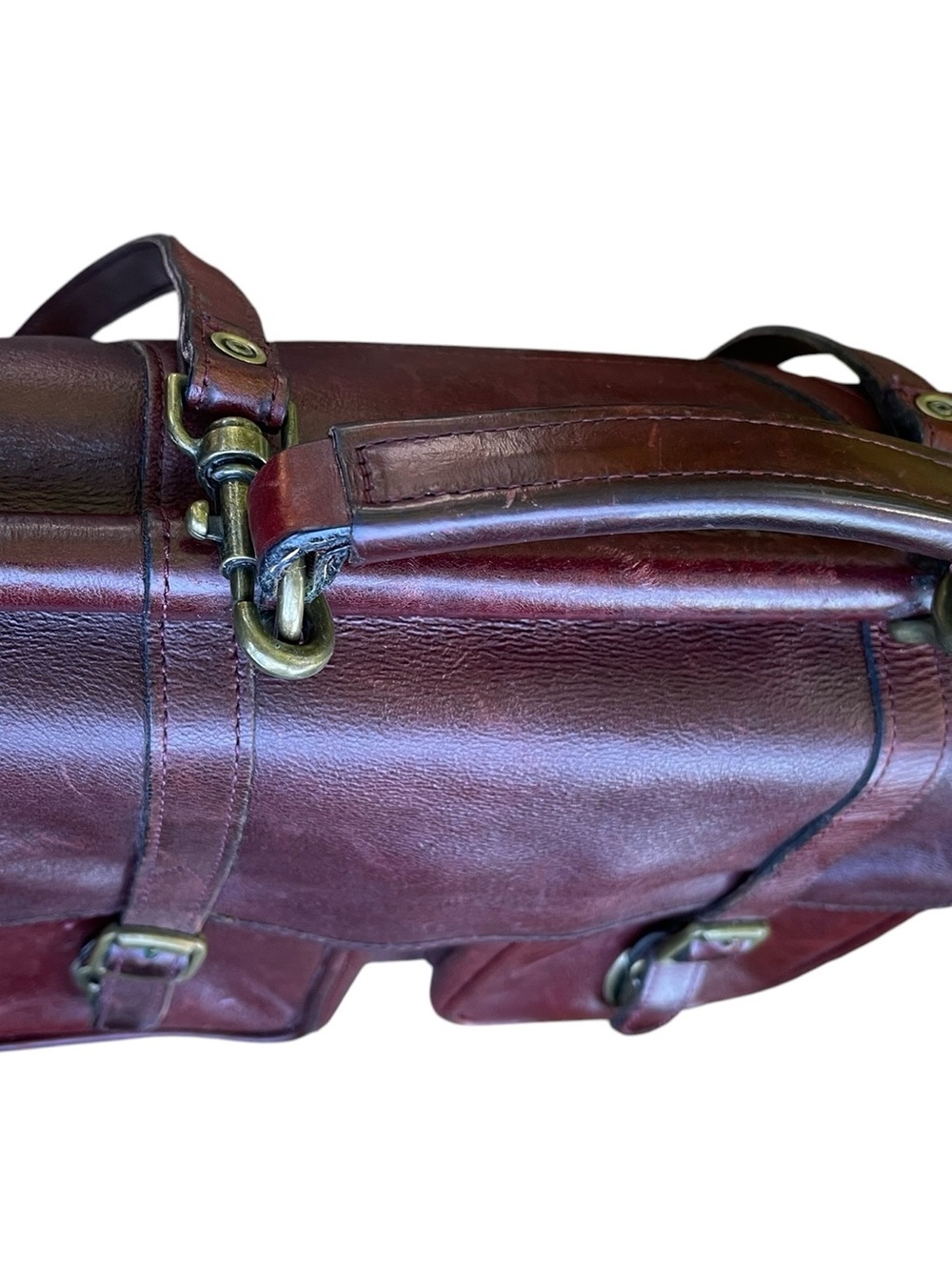 Vintage Wilsons Genuine Leather medium sized Messenger Crossbody Satchel Bag - Picture 7 of 16